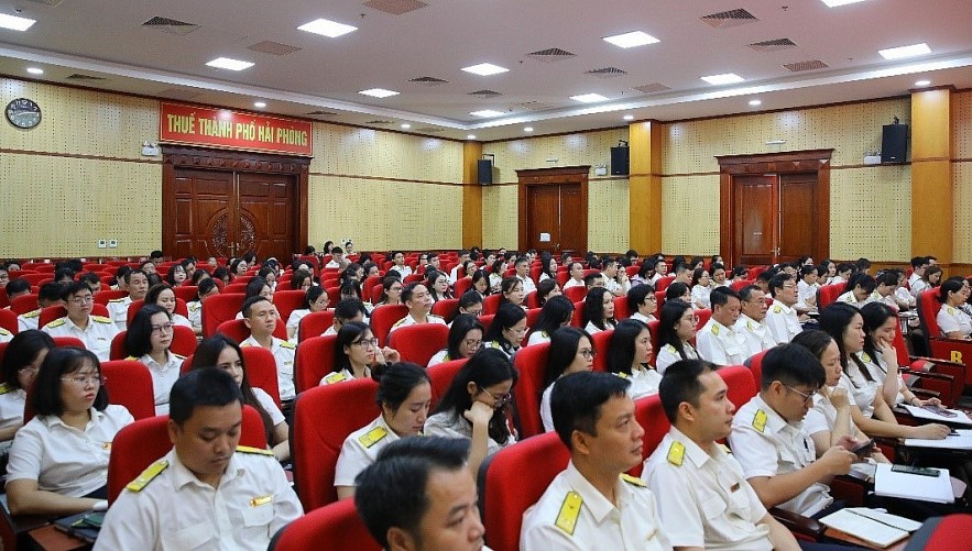 Thuế TP. Hải Phòng tổ chức lớp bồi dưỡng về phân tích, xác định rủi ro của báo cáo tài chính