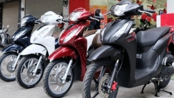 Giá xe ga quốc dân Honda Lead tháng 10/2025 giảm thấp hơn cả niêm yết