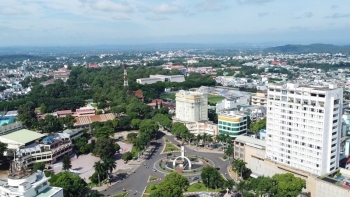 Khu vực dịch vụ trở thành bệ đỡ cho tăng trưởng kinh tế Đắk Lắk