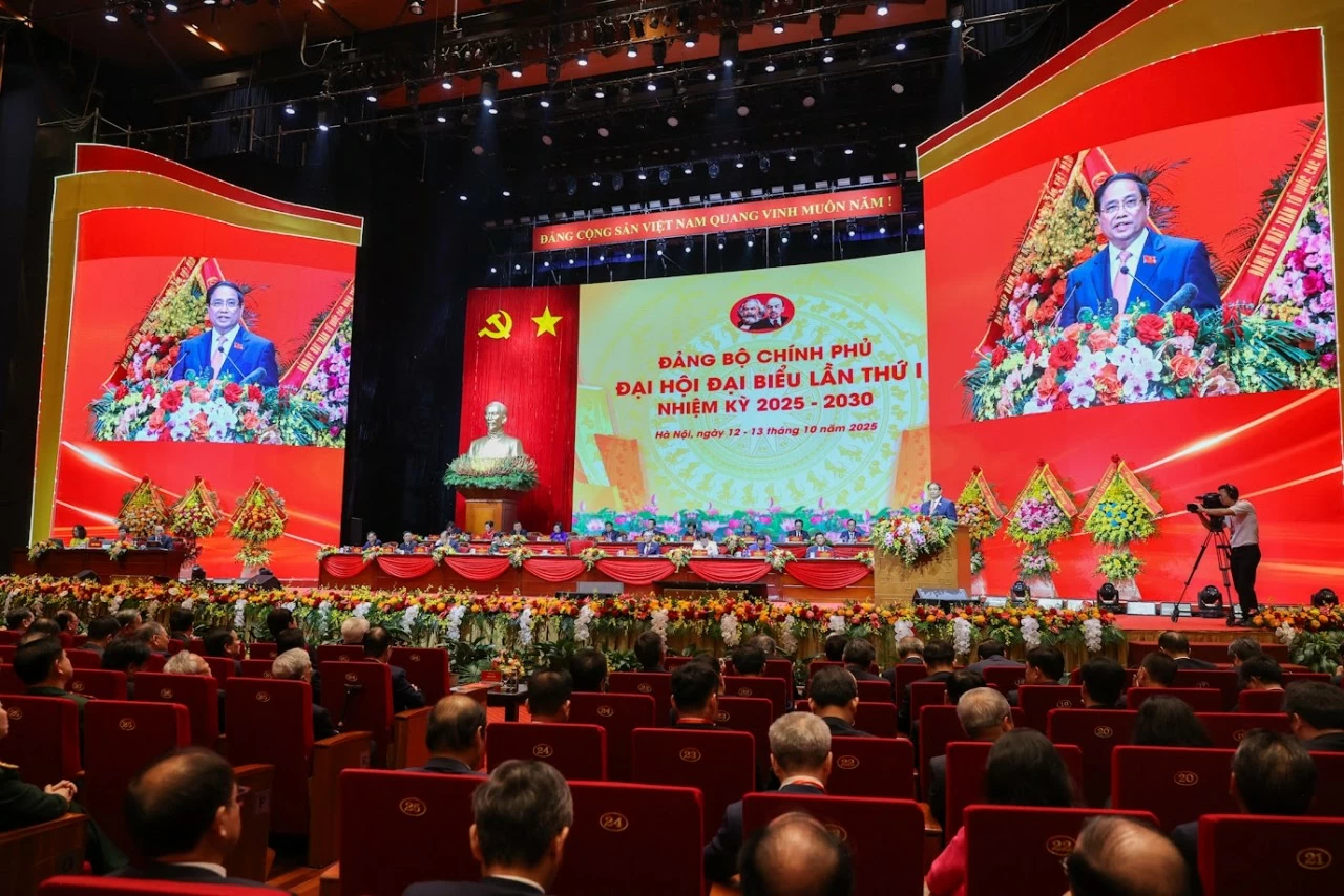 Đại hội Đại biểu Đảng bộ Chính phủ lần thứ I thành công rất tốt đẹp Đại hội Đại biểu Đảng bộ Chính phủ lần thứ I thành công rất tốt đẹp
