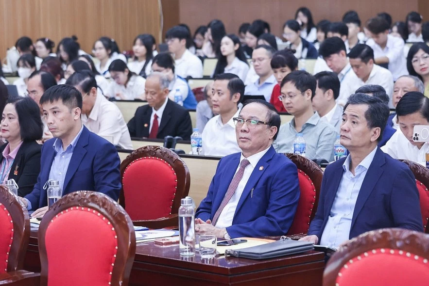 Phát huy vai trò của Mặt trận Tổ quốc Việt Nam trong thúc đẩy phát triển kinh tế tư nhân Phát huy vai trò của Mặt trận Tổ quốc Việt Nam trong thúc đẩy phát triển kinh tế tư nhân