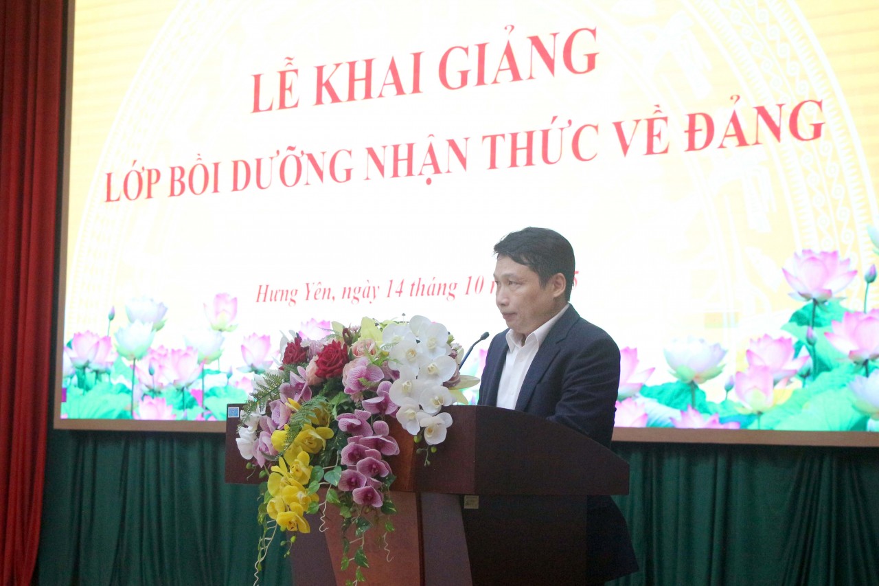 Trường Bồi dưỡng cán bộ Kinh tế - Tài chính khai giảng lớp bồi dưỡng nhận thức về Đảng