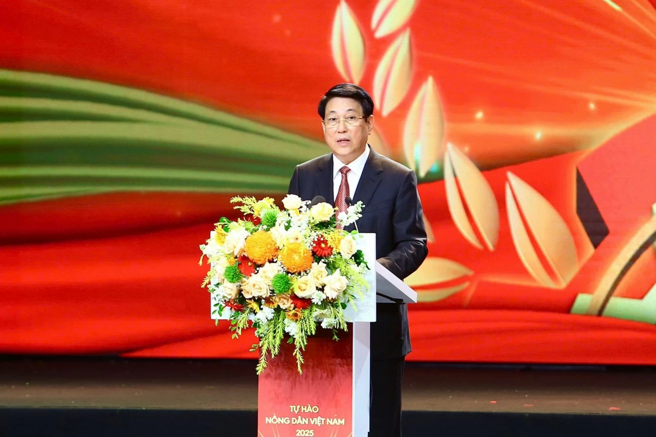 Chủ tịch nước Lương Cường: 63 nông dân xuất sắc và 32 nhà khoa học của nhà nông đại diện cho khát vọng, động lực cống hiến vì đất nước Chủ tịch nước Lương Cường: 63 nông dân xuất sắc và 32 nhà khoa học của nhà nông đại diện cho khát vọng, động lực cống hiến vì đất nước
