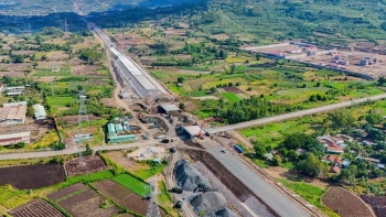 Đầu tư công tạo “chu kỳ vàng” mới cho ngành hạ tầng và vật liệu xây dựng