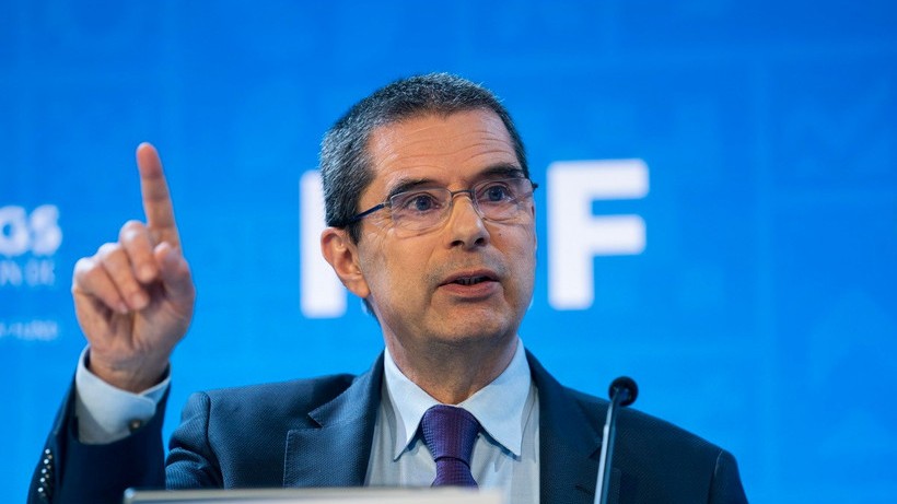 IMF cảnh báo nợ công toàn cầu có thể vượt 100% GDP vào năm 2029