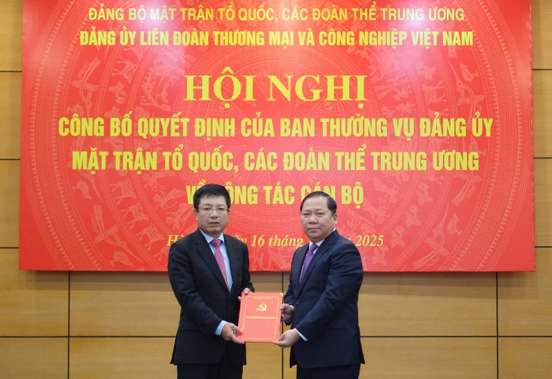 Thứ trưởng Bộ Tài chính Hồ Sỹ Hùng được điều động làm Bí thư Đảng uỷ VCCI | VCCI