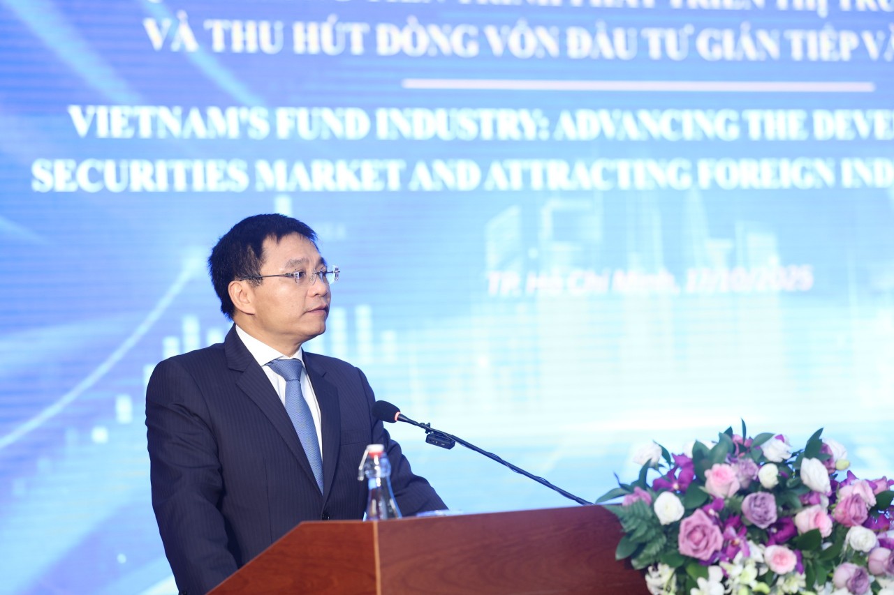 Thúc đẩy ngành quỹ đầu tư chứng khoán phát triển chuyên nghiệp hơn, tăng trưởng bền vững Thúc đẩy ngành quỹ đầu tư chứng khoán phát triển chuyên nghiệp hơn, tăng trưởng bền vững