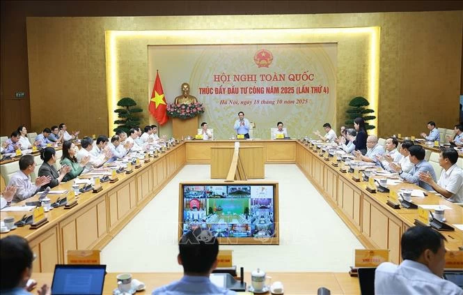 Thủ tướng Phạm Minh Chính chủ trì Hội nghị thúc đẩy giải ngân đầu tư công Chú thích ảnh
