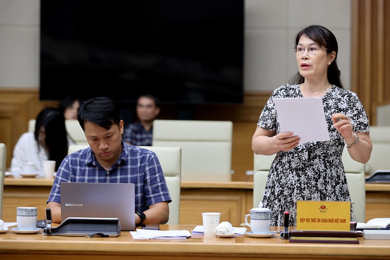 Thủ tướng: Không tạo "giấy phép con", giảm gánh nặng hành chính cho doanh nghiệp trong hoạt động hợp chuẩn, hợp quy- Ảnh 6.