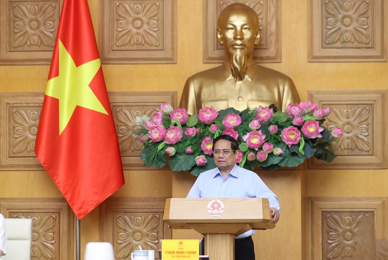 Thủ tướng: Không tạo "giấy phép con", giảm gánh nặng hành chính cho doanh nghiệp trong hoạt động hợp chuẩn, hợp quy- Ảnh 1.