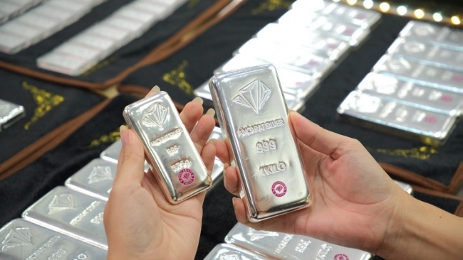 Ngày 20/10: Giá bạc trở lại đà tăng