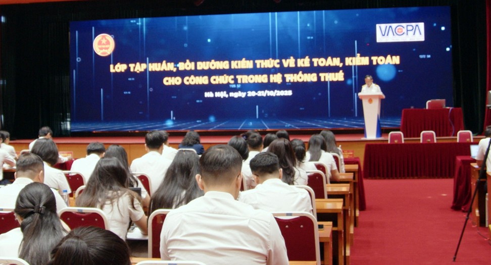 Nâng cao năng lực phân tích báo cáo tài chính cho công chức ngành Thuế