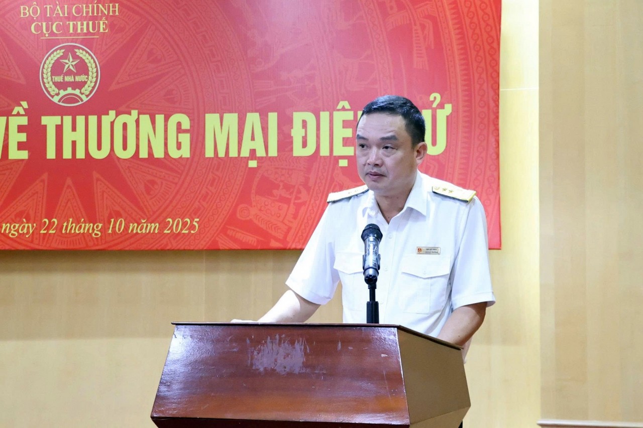 Tăng năng lực cho công chức thuế trong kiểm tra thuế hoạt động kinh doanh thương mại điện tử