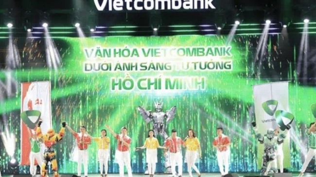 Xây dựng phong cách cán bộ ngân hàng theo tư tưởng Hồ Chí Minh