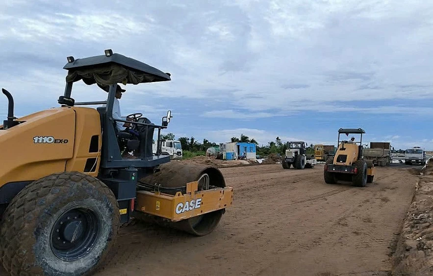 Tháo gỡ khó khăn, thúc giải ngân vốn cho các dự án giao thông Tháo gỡ khó khăn, thúc giải ngân vốn cho các dự án giao thông