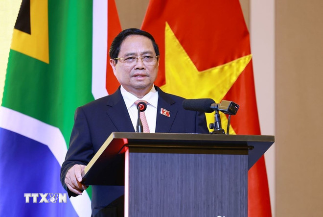 ttxvn-thu-tuong-va-tong-thong-nam-phi-matamela-cyril-ramaphosa-du-dien-dan-doanh-nghiep-24-2.jpg