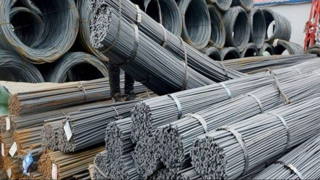 Ngày 25/10: Giá thép trên sàn giao dịch Thượng Hải giảm, quặng sắt tiếp đà tăng