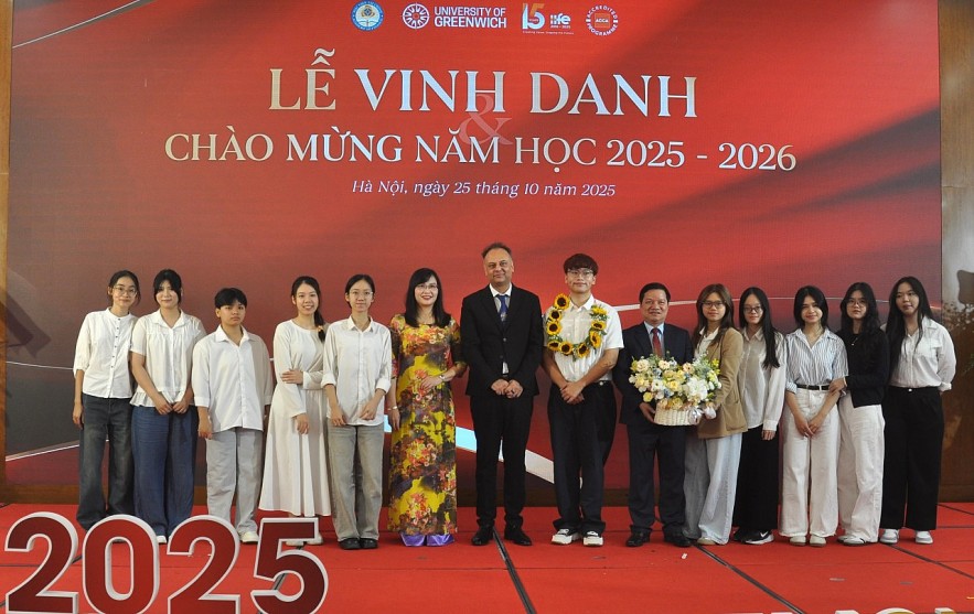 Viện Đào tạo quốc tế vinh danh tân sinh viên DDP và chào mừng năm học 2025 - 2026 Viện Đào tạo quốc tế vinh danh tân sinh viên DDP và chào mừng năm học 2025 - 2026