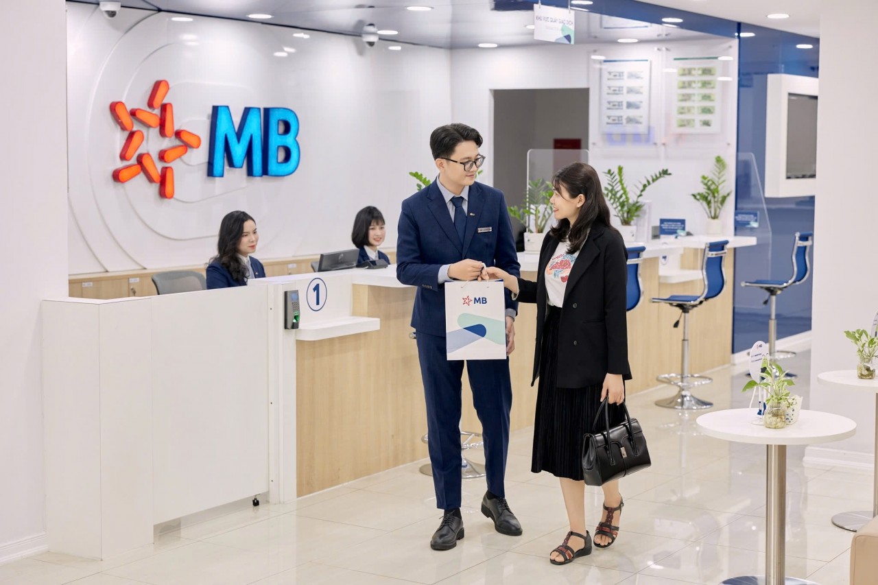 MB tăng trưởng bền vững, kiểm soát rủi ro hiệu quả, dẫn đầu chuyển đổi số toàn diện MB tăng trưởng bền vững, kiểm soát rủi ro hiệu quả, dẫn đầu chuyển đổi số toàn diện