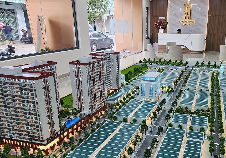Siết cho vay đặt cọc: “Tấm khiên” bảo vệ ngân hàng và người mua bất động sản Siết cho vay đặt cọc: “Tấm khiên” bảo vệ ngân hàng và người mua bất động sản