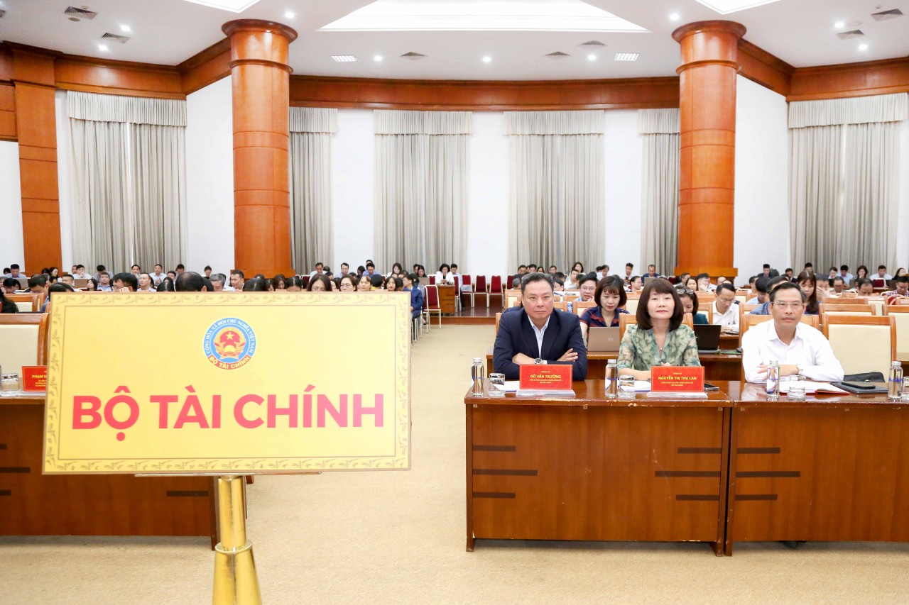 Đảng ủy Bộ Tài chính dự Hội nghị tập huấn triển khai ứng dụng “Sổ tay đảng viên điện tử” Đảng ủy Bộ Tài chính dự Hội nghị tập huấn triển khai ứng dụng “Sổ tay đảng viên điện tử”