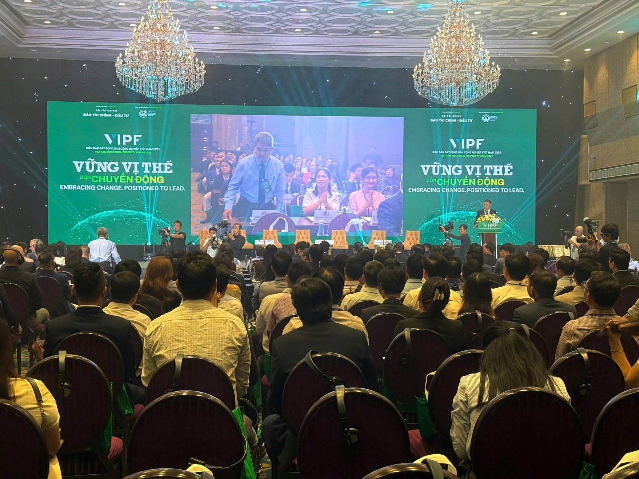 Báo Tài chính – Đầu tư tổ chức Diễn đàn Bất động sản Công nghiệp Việt Nam 2025 Báo Tài chính – Đầu tư tổ chức Diễn đàn Bất động sản Công nghiệp Việt Nam 2025