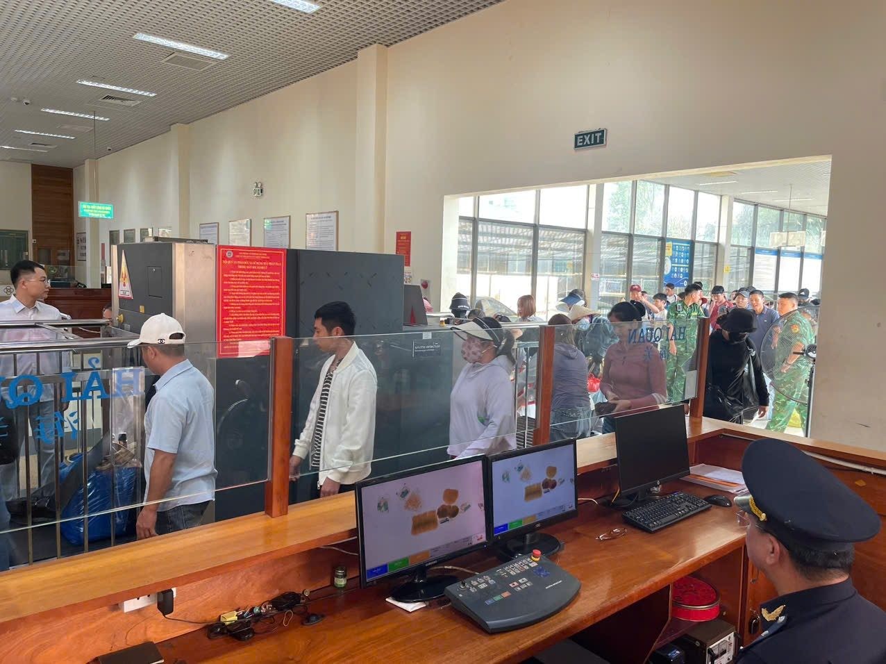 Quảng Ninh: Thúc đẩy xâu dựng cửa khẩu thông minh Móng Cái Quảng Ninh: Thúc đẩy xâu dựng cửa khẩu thông minh Móng Cái