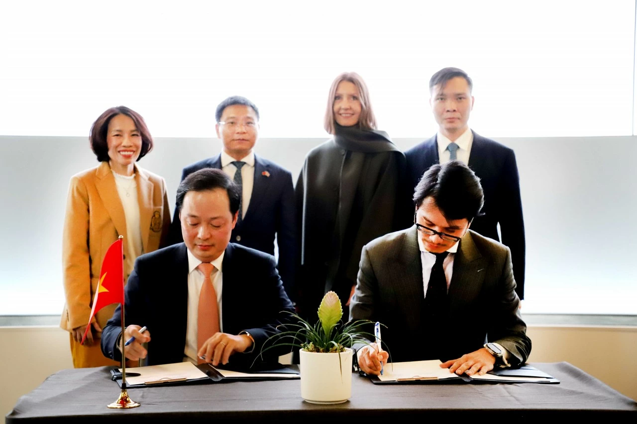 Bộ Tài chính Việt Nam hợp tác Ngân hàng JP Morgan trong lĩnh vực tài chính quốc tế