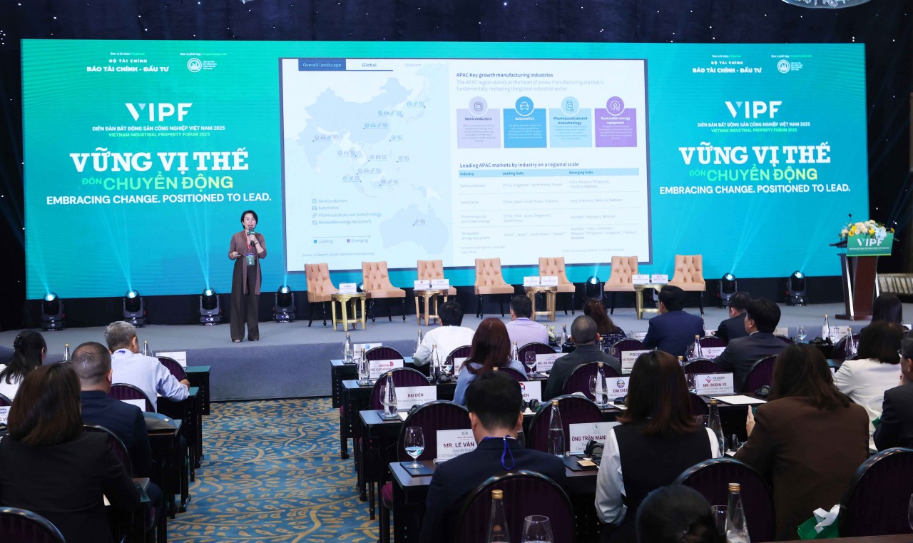 Giữ vị thế Việt Nam trong chuyển động toàn cầu Việt Nam giữ vị thế