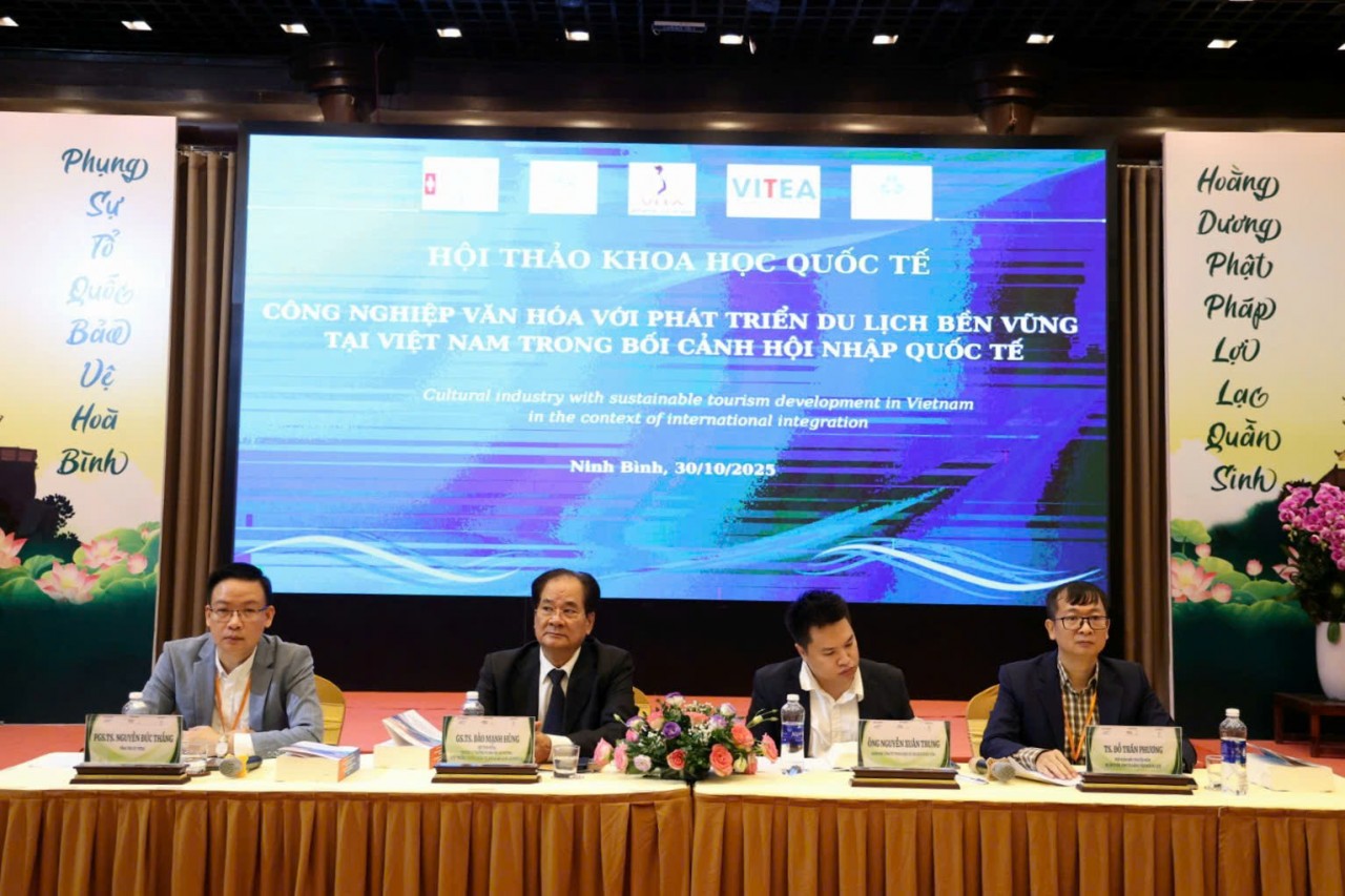 Phát triển công nghiệp văn hoá gắn với du lịch bền vững là bước đi tất yếu để hình thành chuỗi giá trị mới Phát triển công nghiệp văn hoá gắn với du lịch bền vững là bước đi tất yếu để hình thành chuỗi giá trị mới