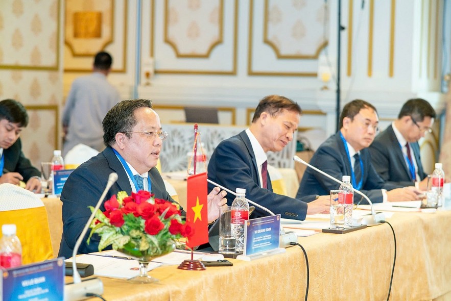 undefined Hải quan Việt Nam - Campuchia tăng cường hợp tác đấu tranh chống buôn lậu