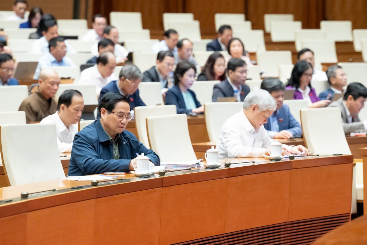 Thủ tướng Chính phủ: Sẽ xem xét, đề xuất để tăng lương sớm hơn Thủ tướng Chính phủ: Sẽ xem xét, đề xuất để tăng lương sớm hơn