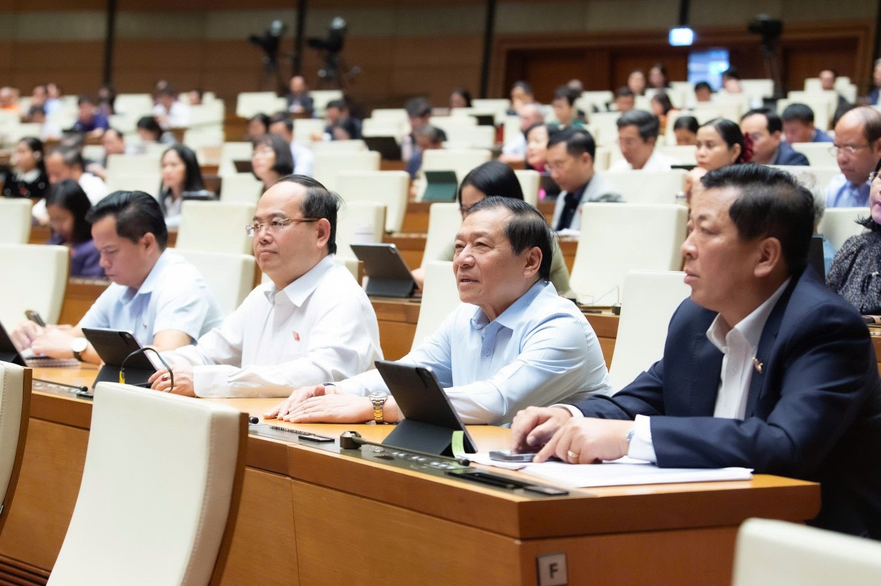 Thủ tướng Chính phủ: Sẽ xem xét, đề xuất để tăng lương sớm hơn Thủ tướng Chính phủ: Sẽ xem xét, đề xuất để tăng lương sớm hơn