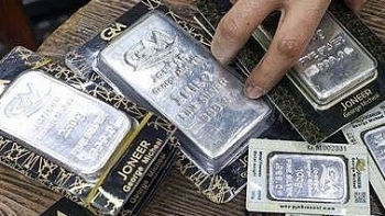 Ngày 31/10: Giá bạc tiếp tục tăng mạnh
