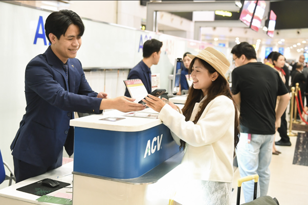 Những hình ảnh chuyến bay đầu tiên của Hãng hàng không Sun PhuQuoc Airways Những hình ảnh chuyến bay đầu tiên của Hãng hàng không Sun PhuQuoc Airways