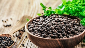 Ngày 2/11: Cà phê trong nước giảm mạnh, giá tiêu tiếp tục bứt phá