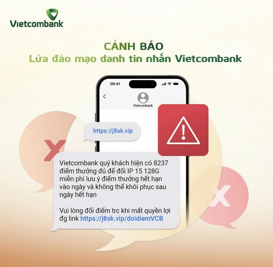 undefined Cảnh báo lừa đảo mạo danh tin nhắn SMS Vietcombank với nội dung thông báo điểm thưởng hết hạn, hướng dẫn đổi quà để đánh cắp thông tin thẻ