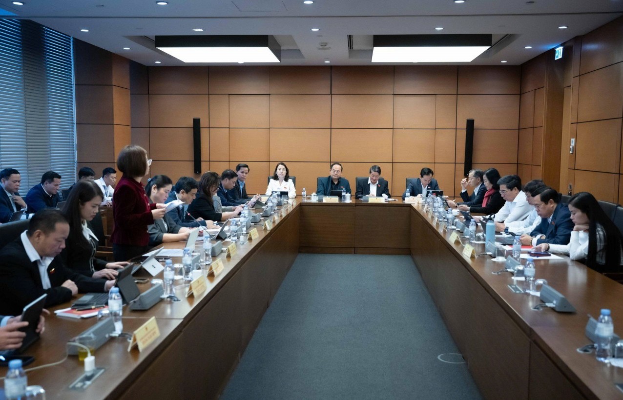 Phó Thủ tướng Hồ Đức Phớc: Chỉ vay khi trả được nợ, không vay những khoản không hiệu quả