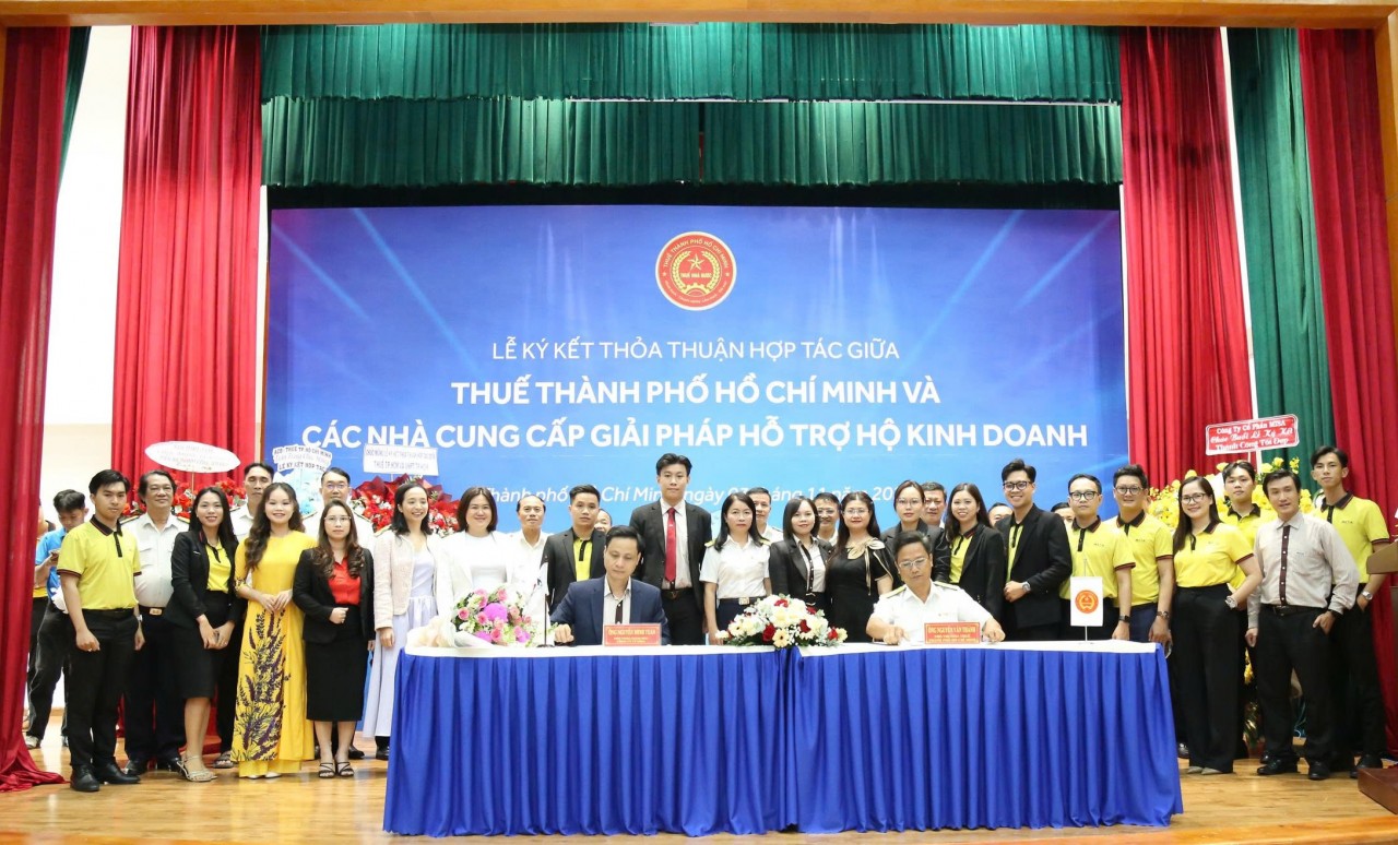 Thuế TP. Hồ Chí Minh ký kết hợp tác với các nhà cung cấp giải pháp hỗ trợ hộ kinh doanh Thuế TP. Hồ Chí Minh ký kết hợp tác với các nhà cung cấp giải pháp hỗ trợ hộ kinh doanh