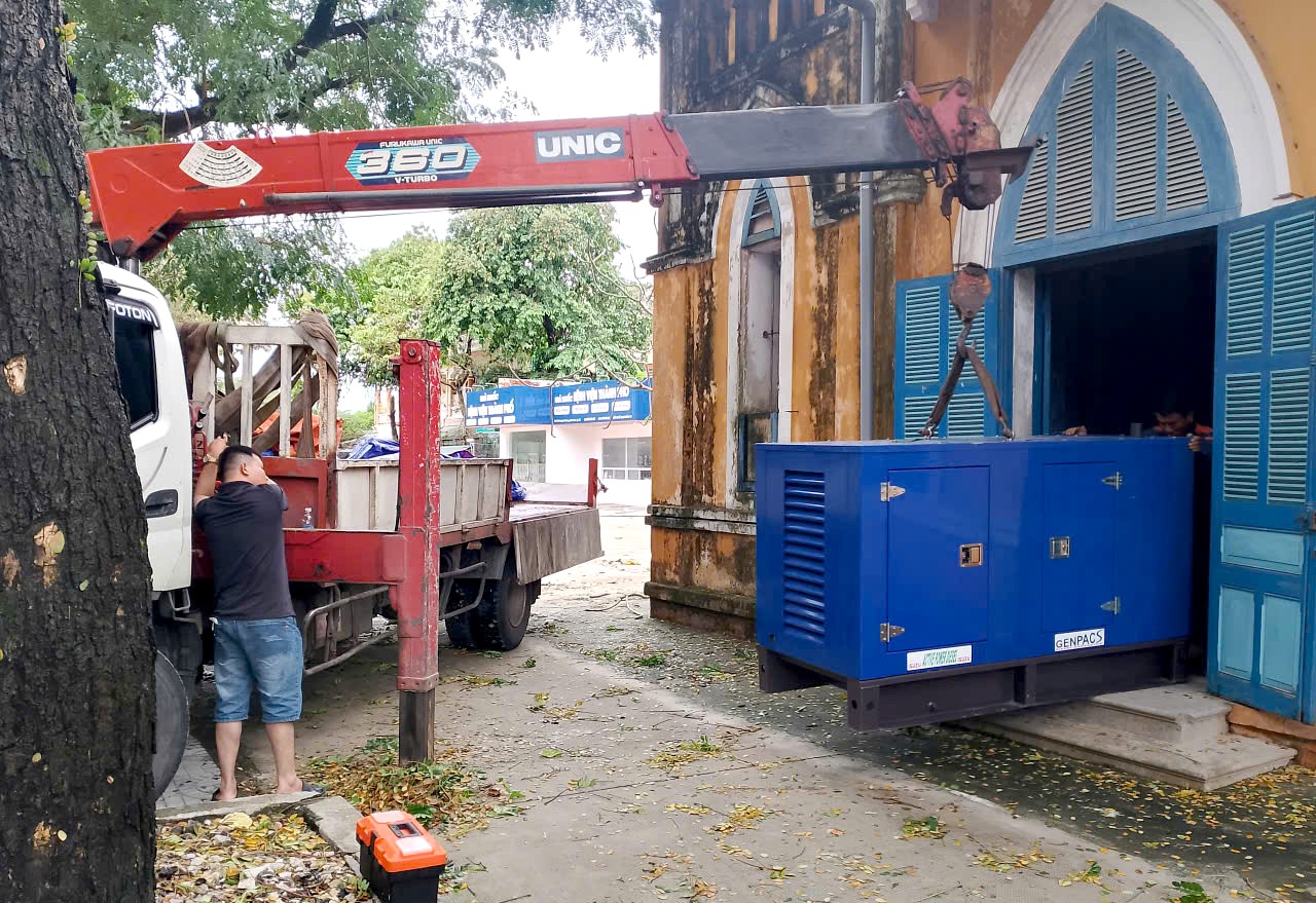 Chi cục Dự trữ Nhà nước khu vực X xuất cấp vật tư dự trữ quốc gia (lần 3) cho Huế Chi cục Dự trữ Nhà nước khu vực X xuất cấp vật tư dự trữ quốc gia (lần 3) cho Huế