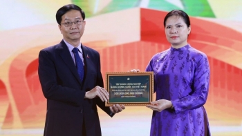 Ấm áp nghĩa tình Petrovietnam để kịp thời hỗ trợ các tỉnh miền Trung bị thiên tai