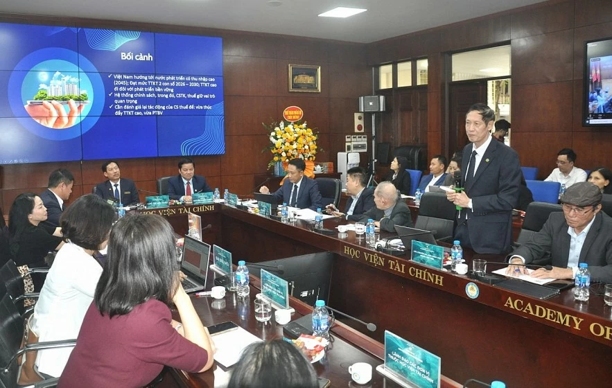 Giải pháp hoàn thiện chính sách quản lý thuế, hải quan, logistics trong bối cảnh mới Giải pháp hoàn thiện chính sách quản lý thuế, hải quan, logistics trong bối cảnh mới