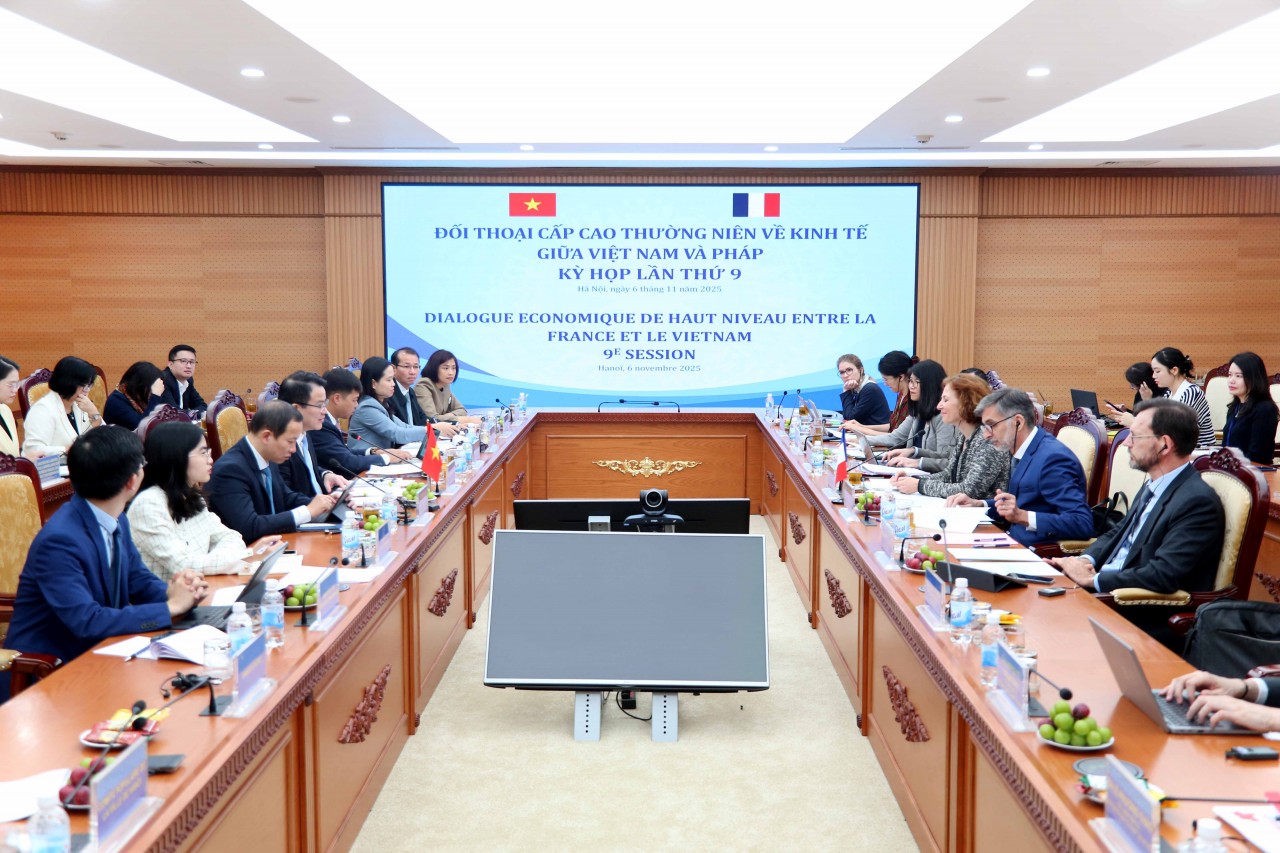 Đối thoại cấp cao thường niên về kinh tế Việt Nam - Cộng hoà Pháp Đối thoại cấp cao thường niên về kinh tế Việt Nam - Cộng hoà Pháp