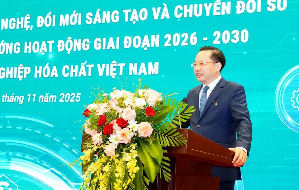 Vinachem lấy đổi mới sáng tạo và khoa học công nghệ làm động lực trọng yếu để phát triển bền vững