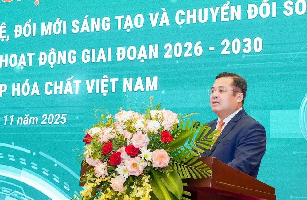 Vinachem lấy đổi mới sáng tạo và khoa học công nghệ làm động lực trọng yếu để phát triển bền vững
