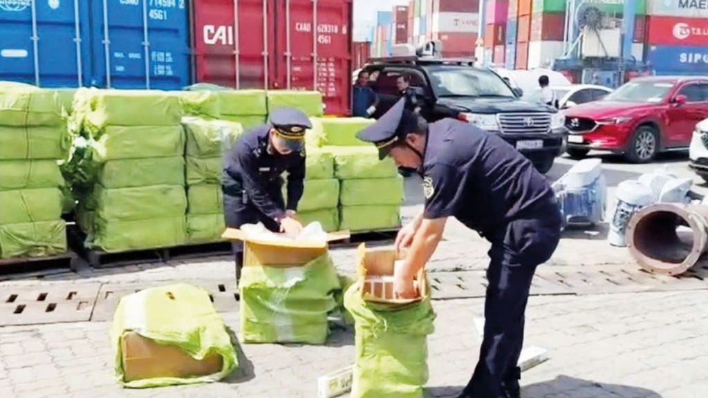 Hải quan chủ động đấu tranh chống buôn lậu thuốc lá từ sớm, từ xa