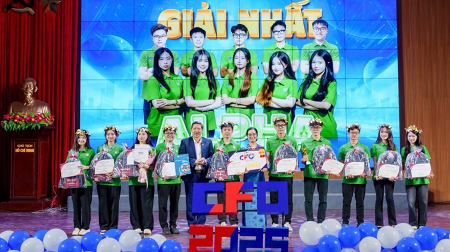 Đội ALPHA xuất sắc giành Quán quân Giám đốc tài chính tương lai 2025