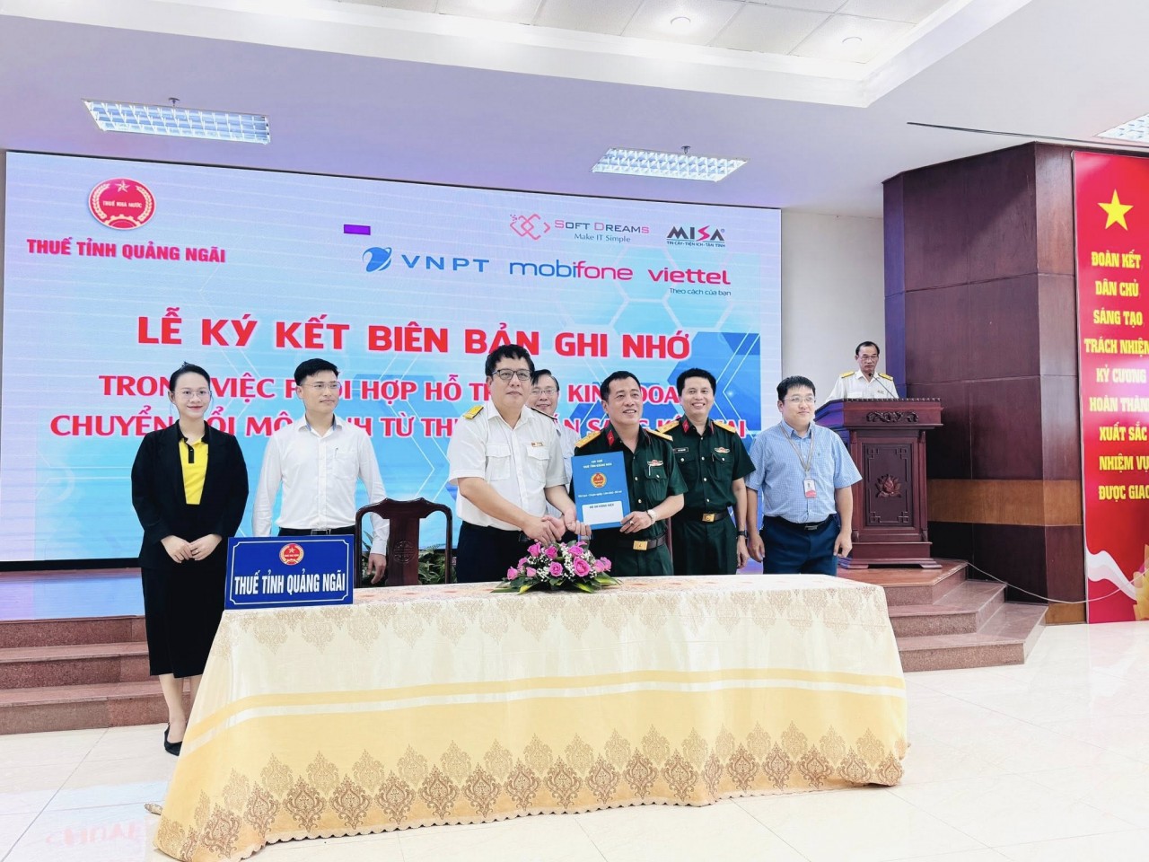 Thuế tỉnh Quảng Ngãi tập trung toàn lực triển khai 60 ngày cao điểm chuyển đổi mô hình thuế khoán sang kê khai