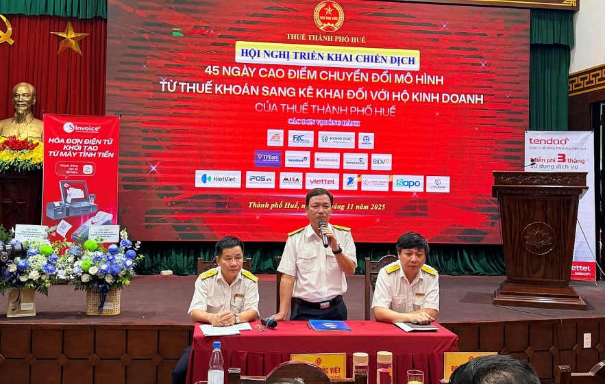 Thuế TP. Huế triển khai “45 ngày cao điểm chuyển đổi mô hình từ thuế khoán sang kê khai đối với hộ kinh doanh”