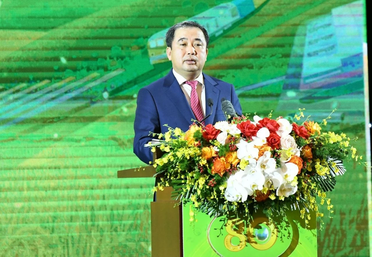 80 năm qua là hành trình vẻ vang và đầy tự hào của ngành Nông nghiệp và Môi trường 80 năm qua là hành trình vẻ vang và đầy tự hào của ngành Nông nghiệp và Môi trường